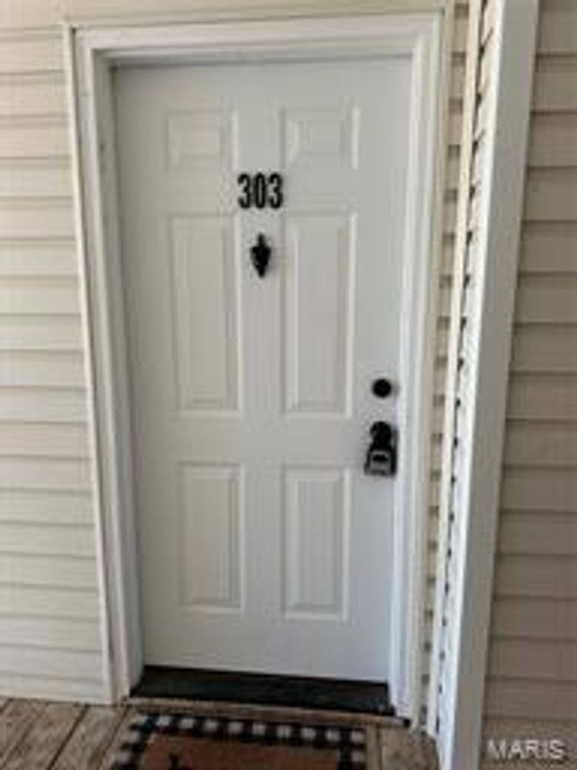 House for rent at 33 Kassebaum, Saint Louis, MO 63129