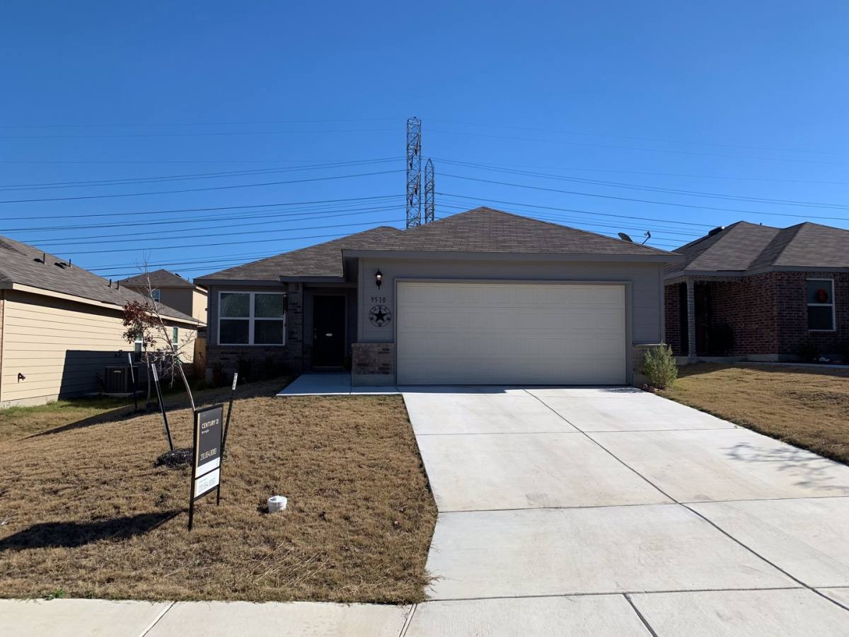 House for rent at 9510 Sandy Ridge Way, San Antonio, TX 78239