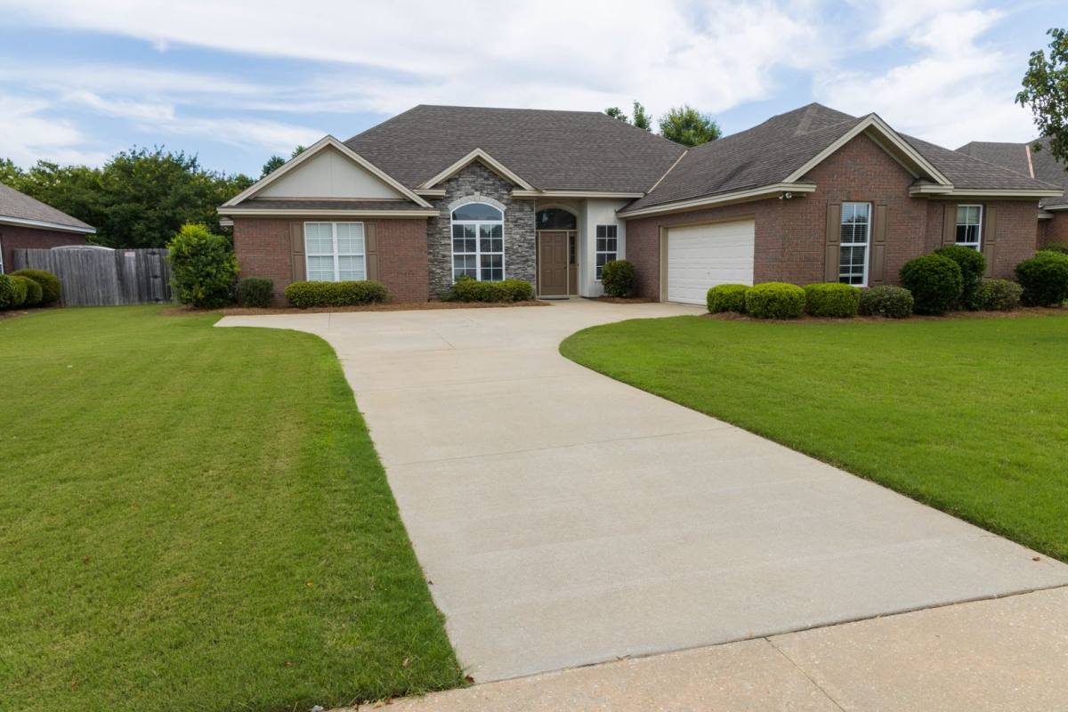 House for rent at 9541 Lochworth Court, Pike Road, AL 36064