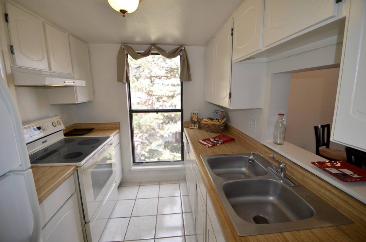Condo for rent at 9797 E Peakview Ave, Englewood, CO 80111