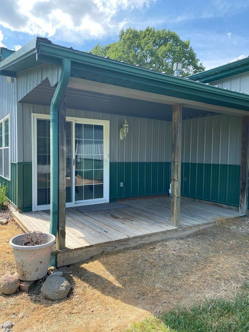 Apartment for rent at 399B County Rd, Jeromesville, OH 44840