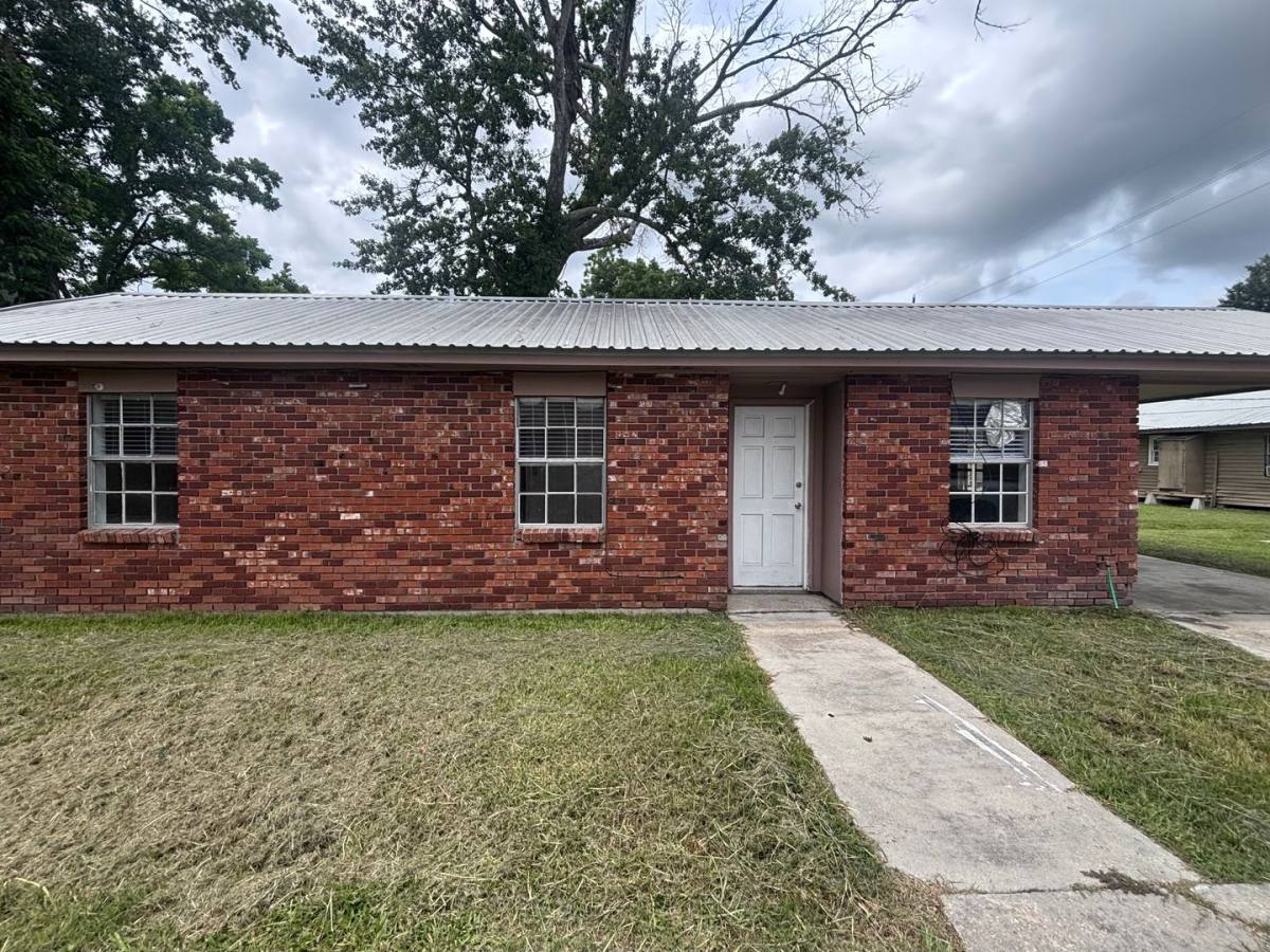 House for rent at 819 Cajun Dome Blvd, Lafayette, LA 70506