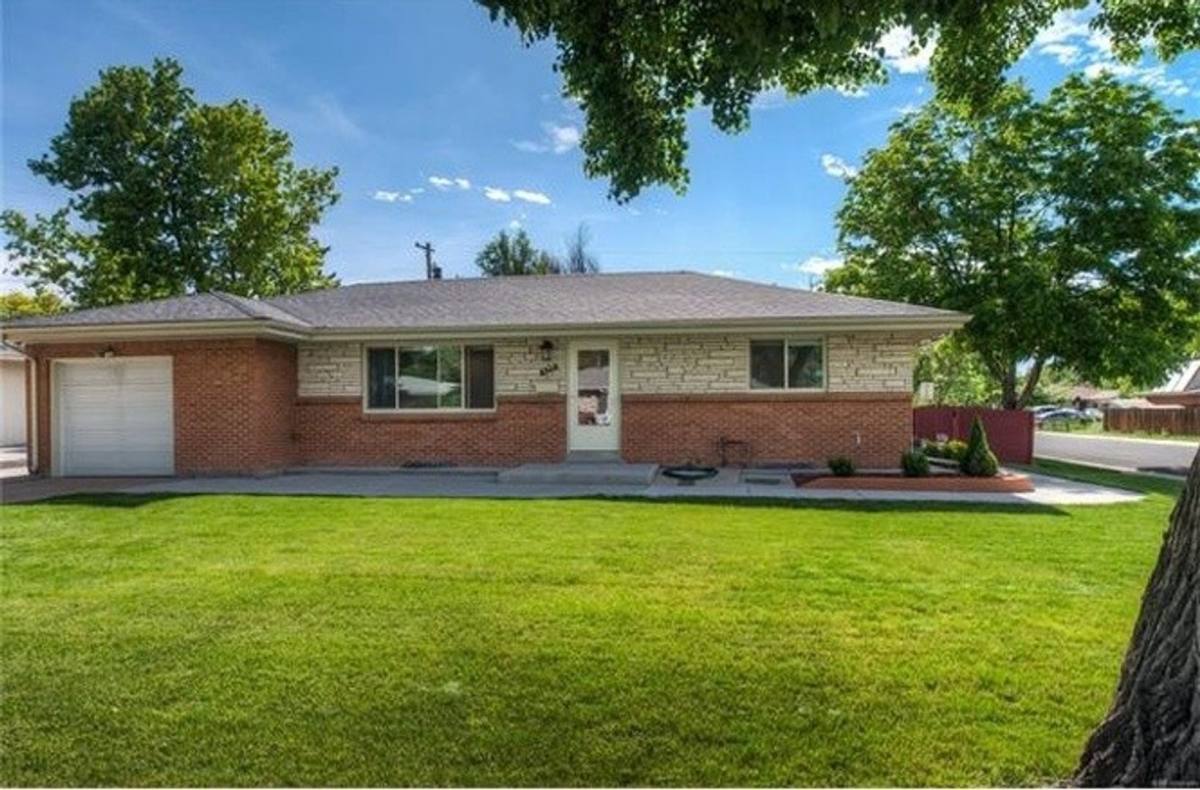 House for rent at 479 Kingston St, Aurora, CO 80010