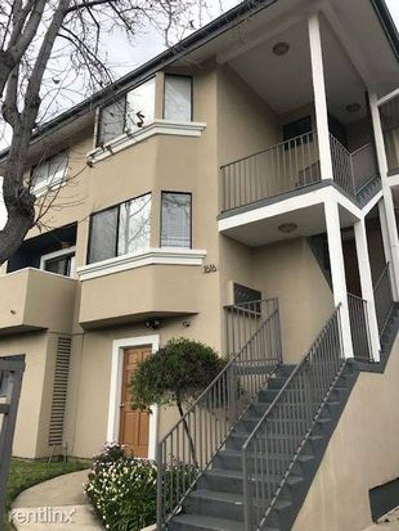 Apartment for rent at 1616 S Bundy Dr, Los Angeles, CA 90025