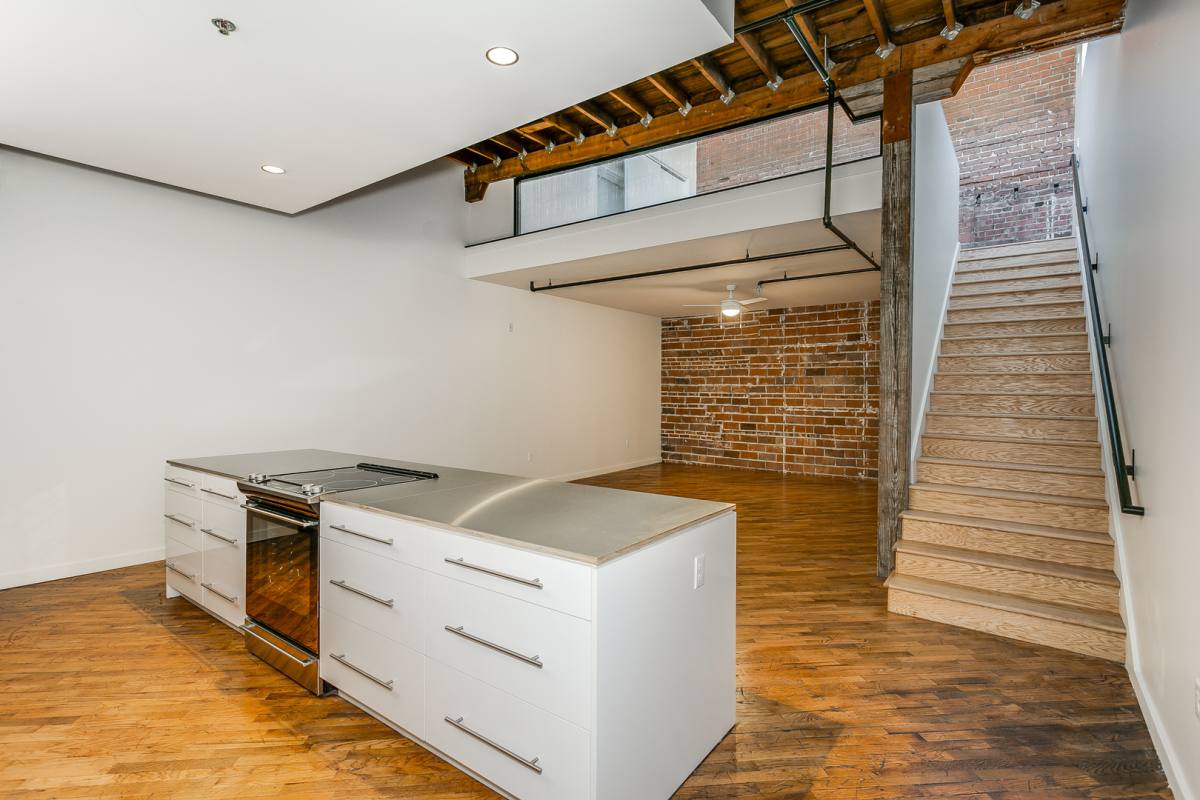 Apartment for rent at 520 Commerce, Wichita, KS 67202