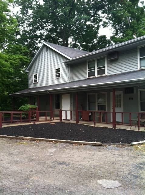 Apartment for rent at 309 Smain St, Hubbard, OH 44425
