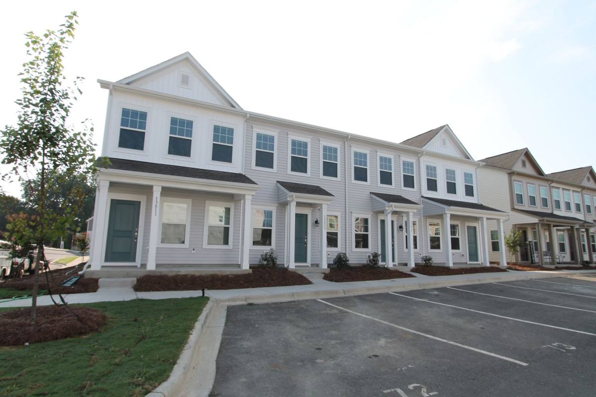 Townhouse for rent at 3947 Wagon Way, Midland, NC 28107