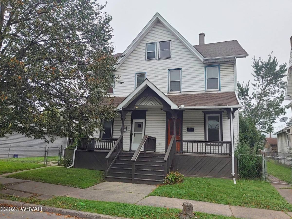 Apartment for rent at 956-958 Memorial Ave, Williamsport, PA 17701
