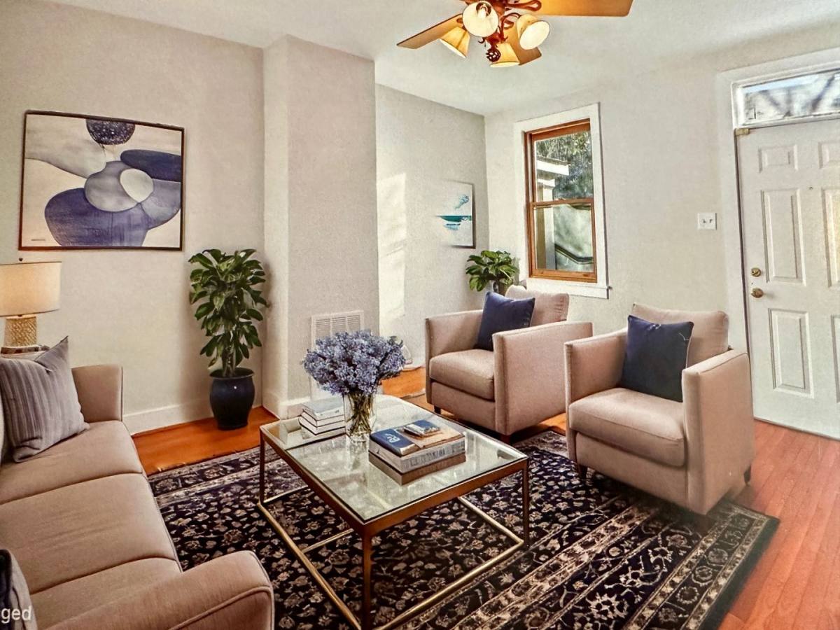 House for rent at 1528 8th St NW, Washington, DC 20001