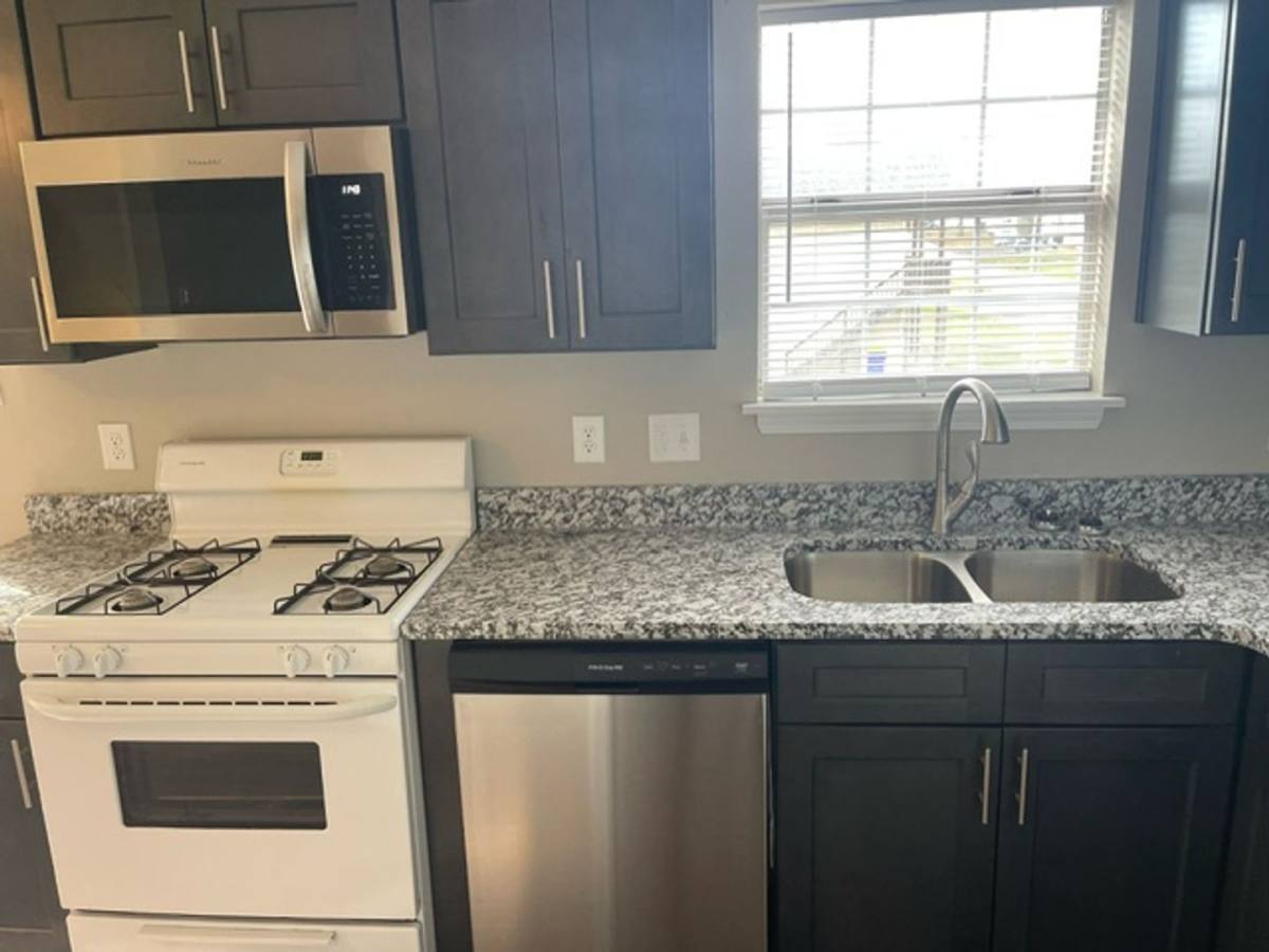 Apartment for rent at 3227 Spring Hollow Ave, Bowling Green, KY 42104