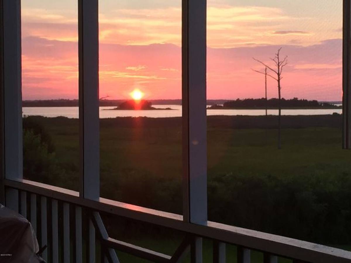 House for rent at 108 Turtle Cay Dr, Wilmington, NC 28412