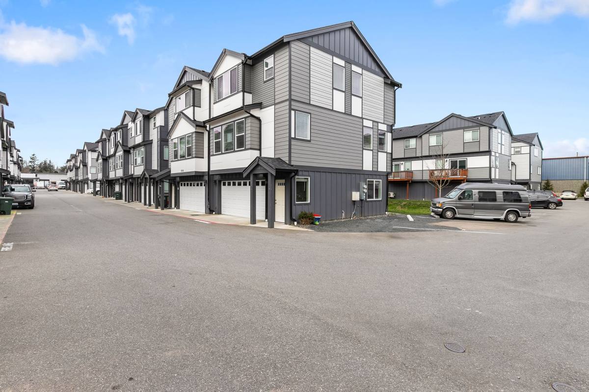 Townhouse for rent at 1837 Eastgate Loop, Ferndale, WA 98248
