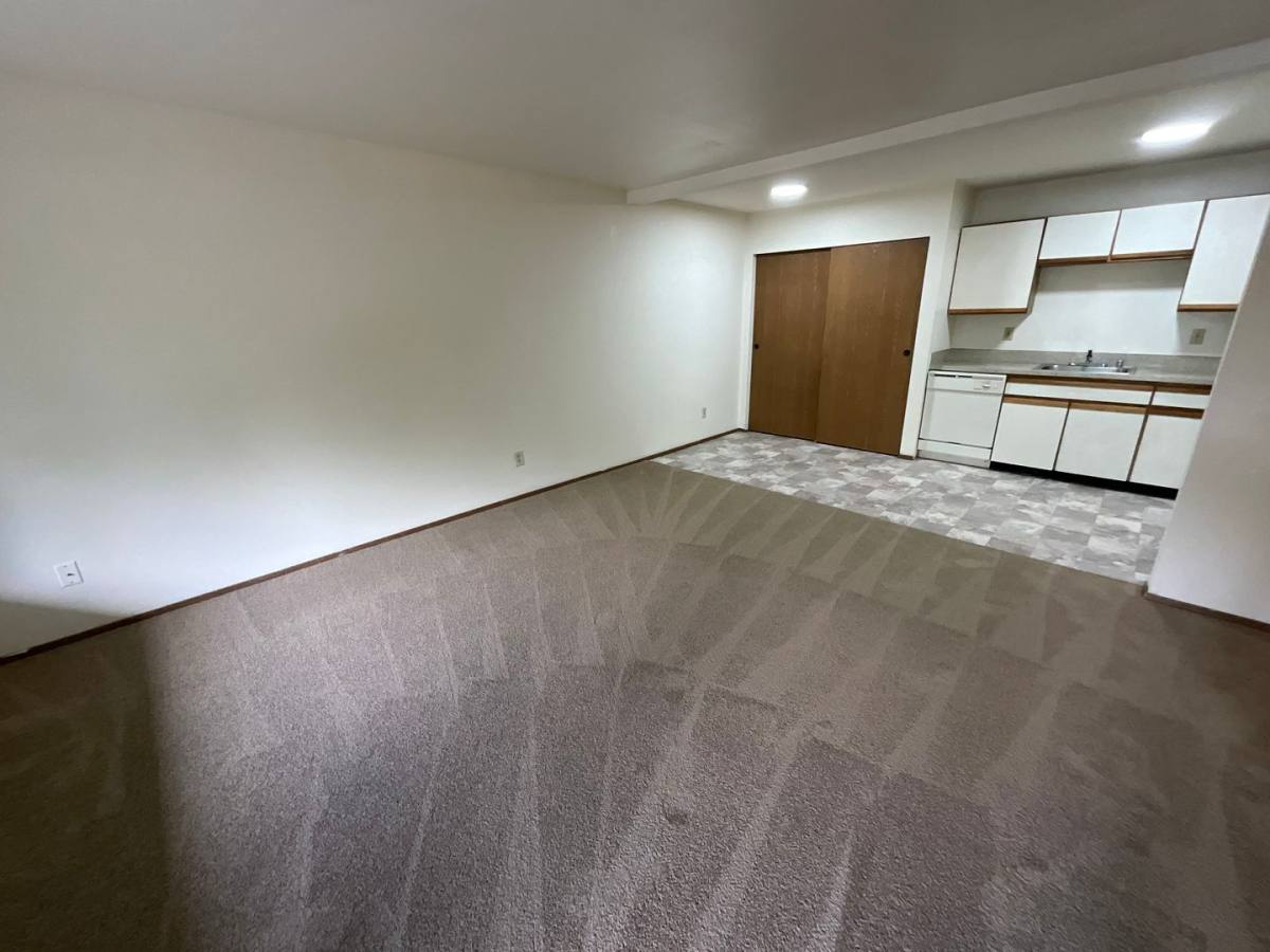 Apartment for rent at 17910 142nd Ave NE, Woodinville, WA 98072