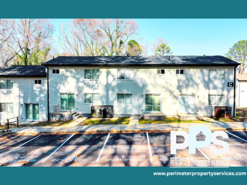 Apartment for rent at 390 W Lake Ave, Atlanta, GA 30318