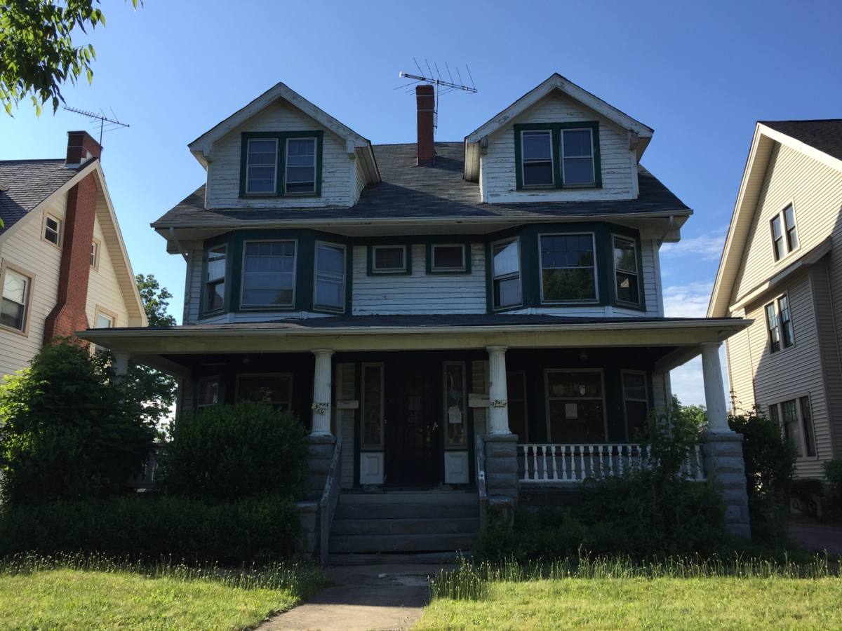 Apartment for rent at 3201 Whitethorn Rd, Cleveland, OH 44118