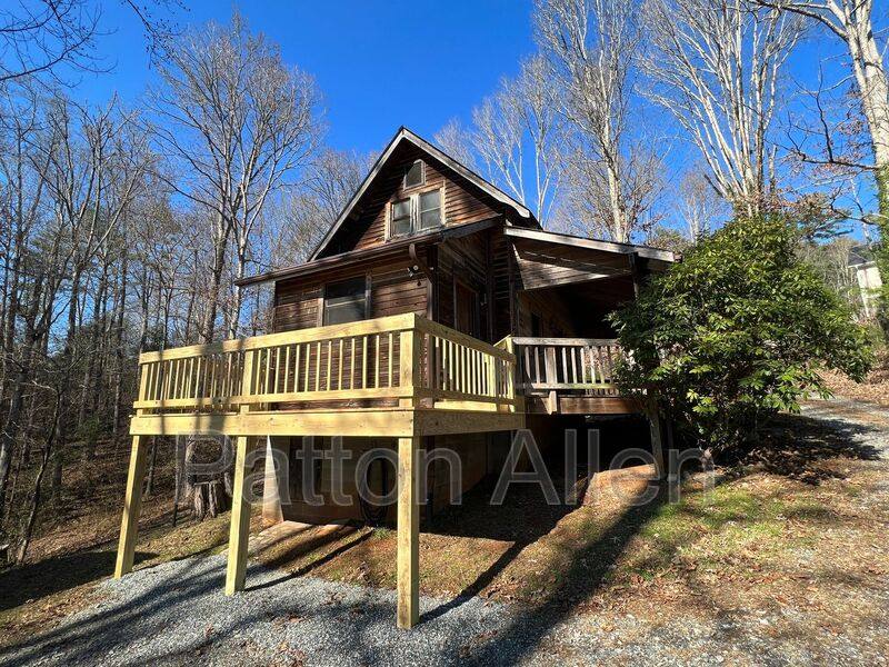 House for rent at 225 Grandview Rd, Alexander, NC 28701