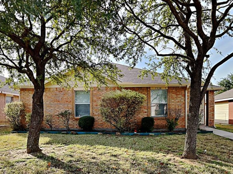 House for rent at 7528 Marietta Lane, Dallas, TX 75241