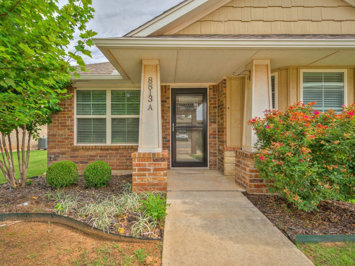 Apartment for rent at 8813 SW 55th, Oklahoma City, OK 73179