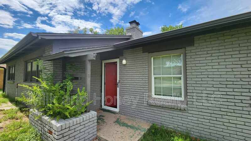 House for rent at 3701 NW 60th St, Oklahoma City, OK 73112