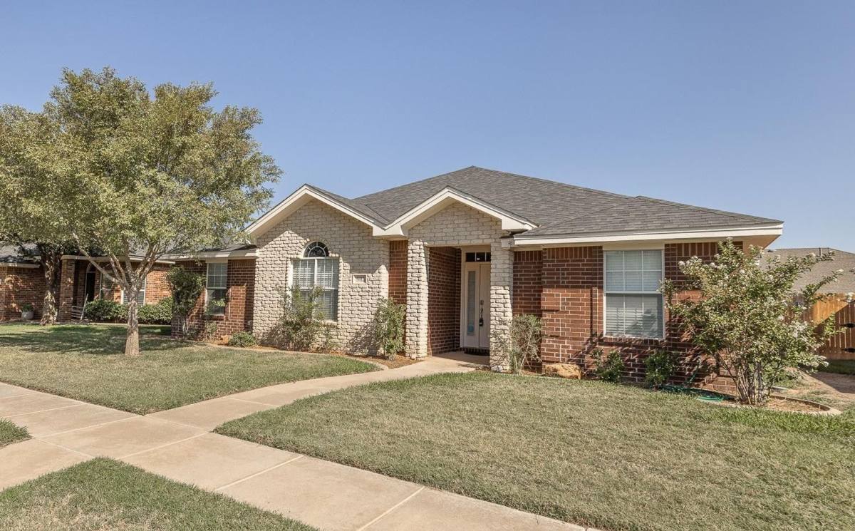 House for rent at 5012 100th St, Lubbock, TX 79424
