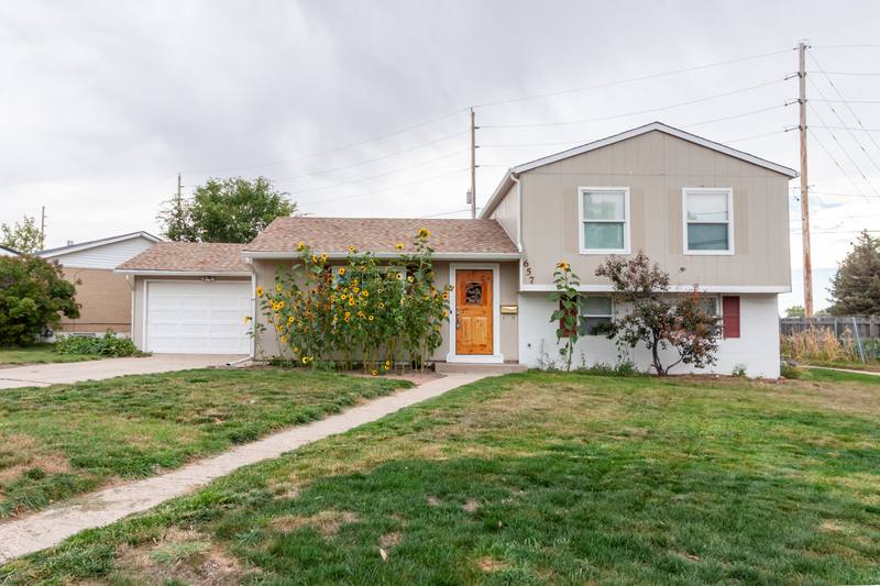 House for rent at 657 Creighton St, Cheyenne, WY 82009
