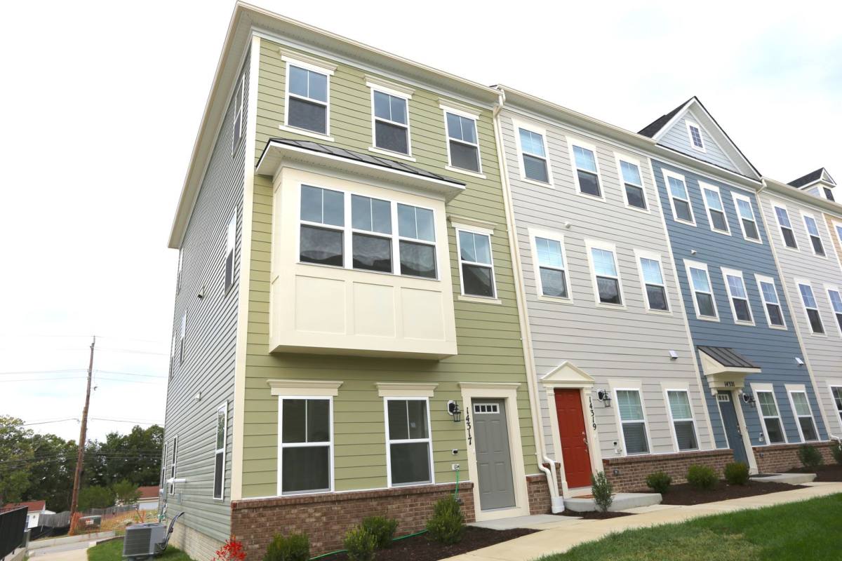 Townhouse for rent at 14317 Summit View Lane, Rockville, MD 20850