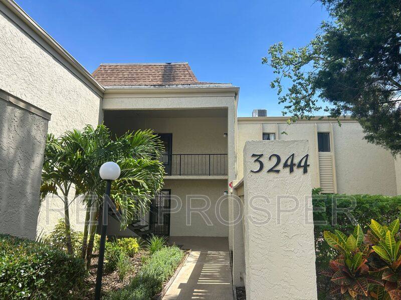 3244 S Semoran Blvd #24, Orlando, FL 32822