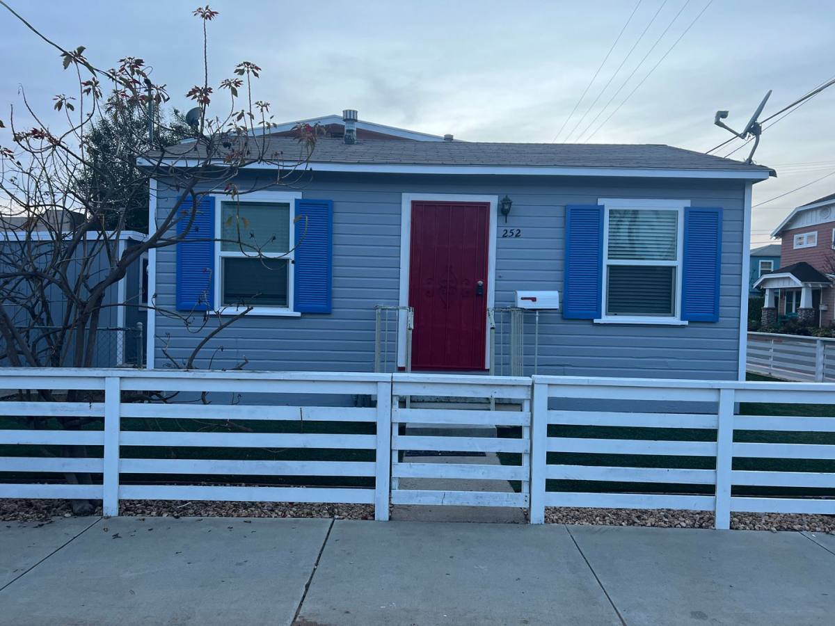 Apartment for rent at 252-264 Davidson St, Chula Vista, CA 91910