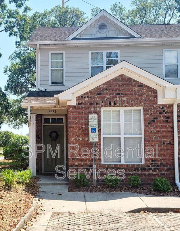 Townhouse for rent at 5634 Juneberry Court, Wilmington, NC 28403