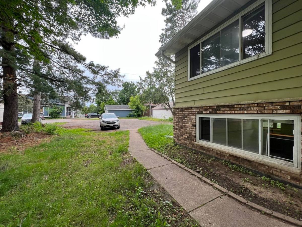 Apartment for rent at 2306 N 6th St, Wausau, WI 54403