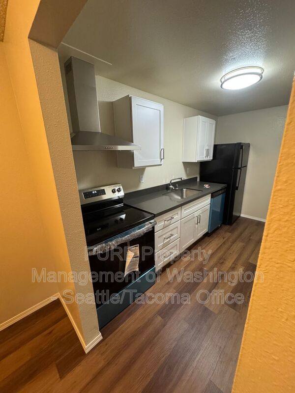 Apartment for rent at 332 Trailblazer St SE #B, Lacey, WA 98503