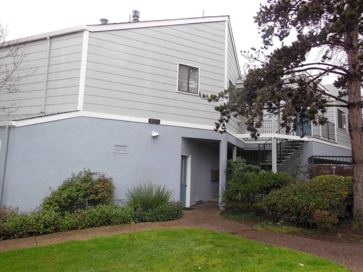 Apartment for rent at 400 Laurel St, San Carlos, CA 94070