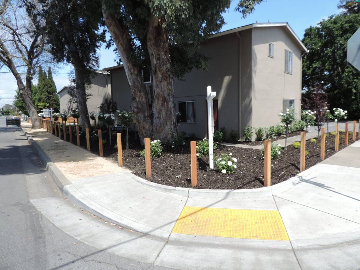 Apartment for rent at 1101 Almanor Ave, Menlo Park, CA 94025