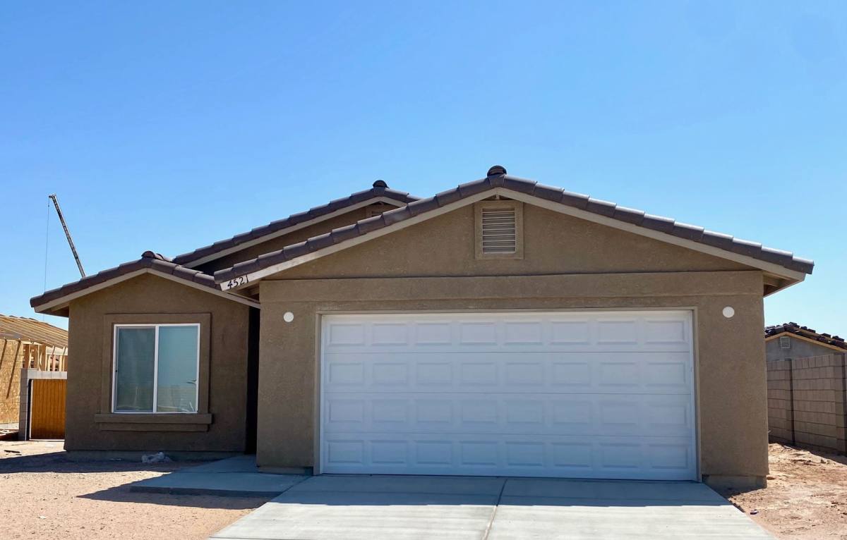House for rent at 4521 S Desert Willow Way, Yuma, AZ 85365