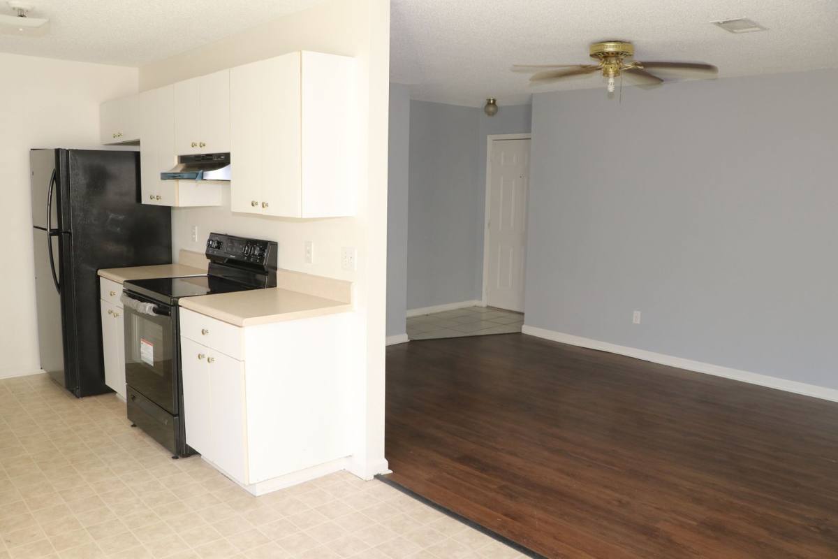 Apartment for rent at 106 W Little Lane, White Hall, AR 71602