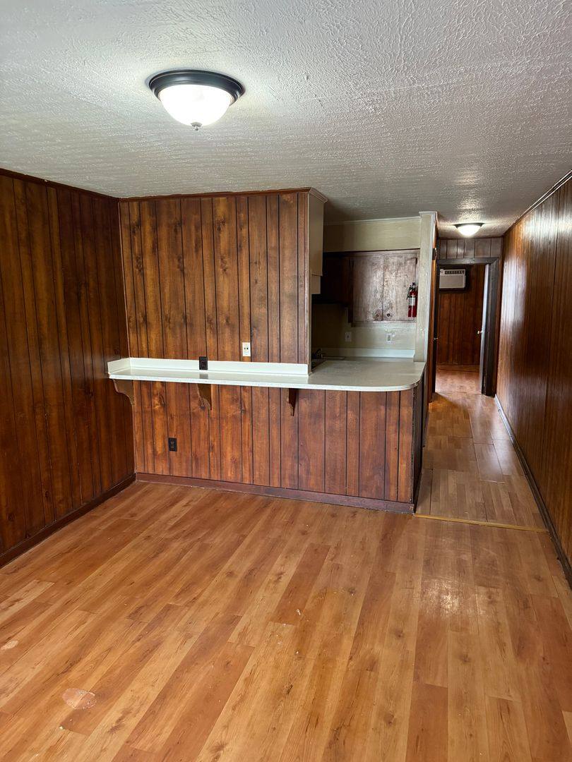 Apartment for rent at 410 Lake Hill Dr, Vicksburg, MS 39180