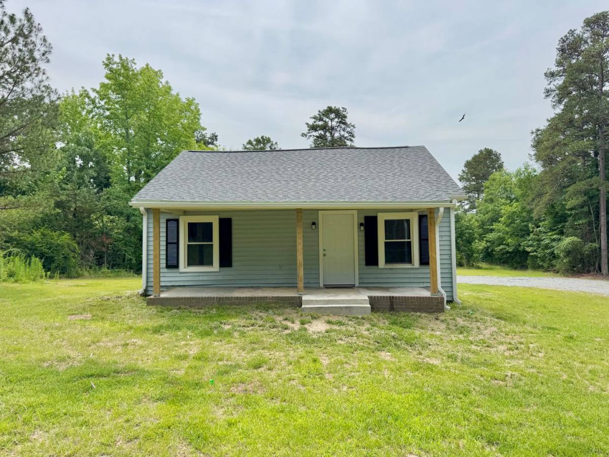 House for rent at 23884 Highway, Chase City, VA 23924