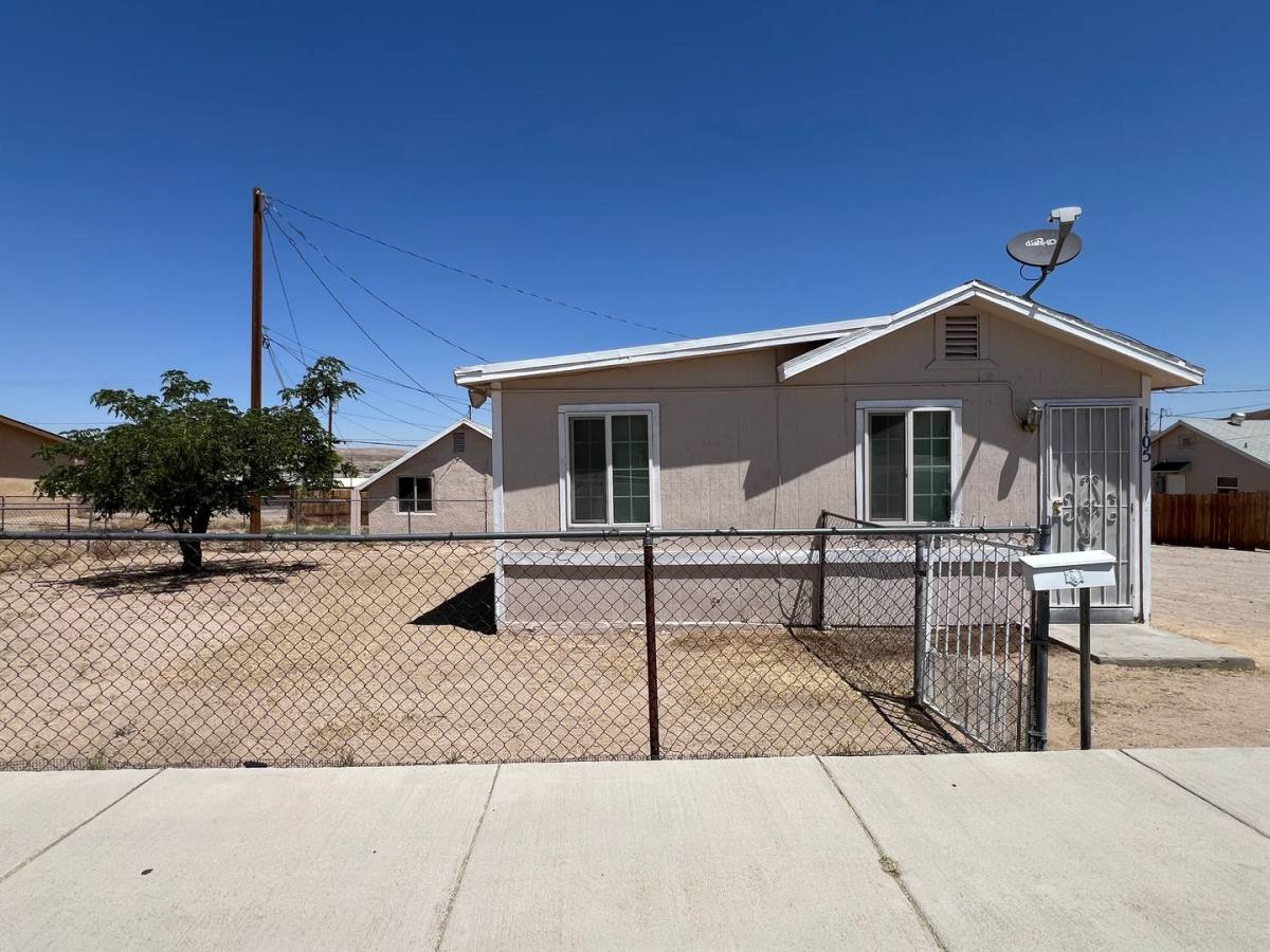 House for rent at 1105 Nancy St, Barstow, CA 92311