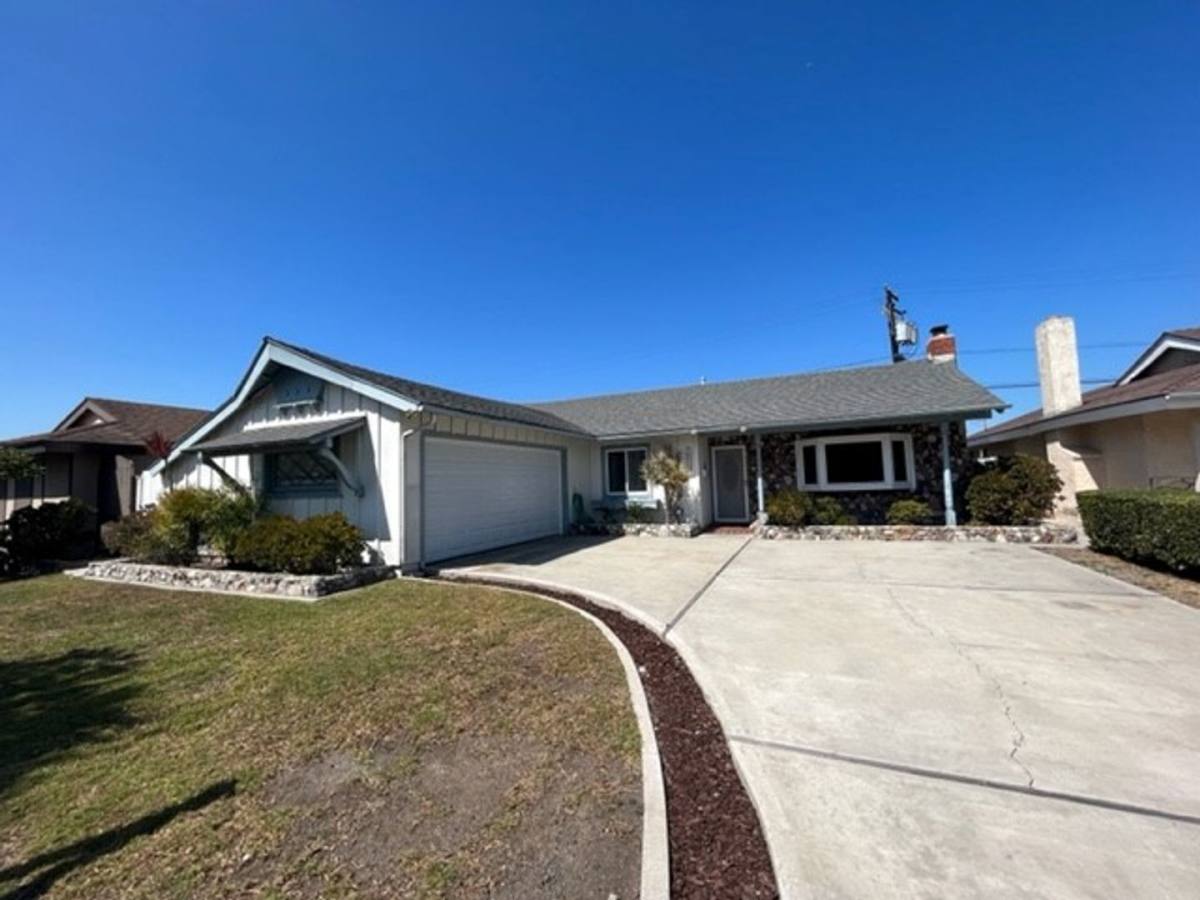 House for rent at 16211 Fantasia Lane, Huntington Beach, CA 92649