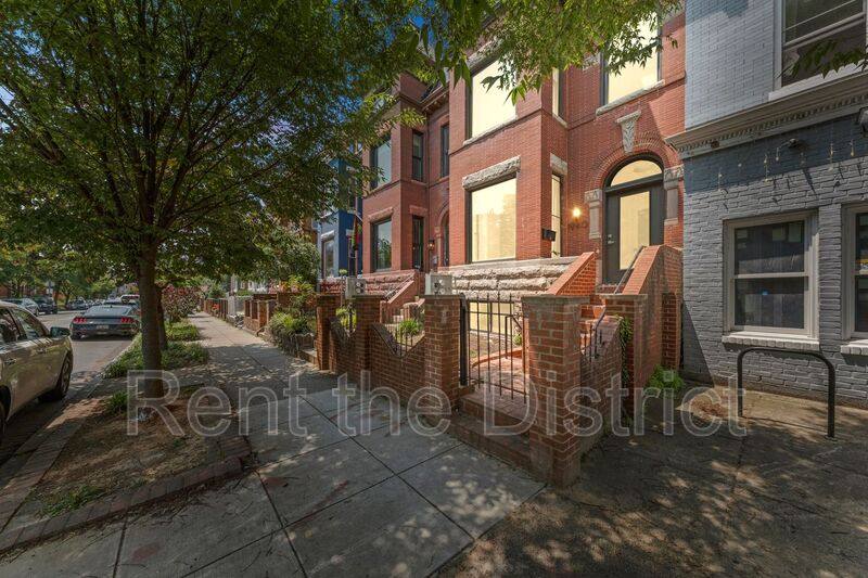 Townhouse for rent at 1940 1st St NW #2, Washington, DC 20001