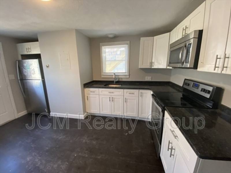 Townhouse for rent at 1 Petrel Rd #3 1st Floor, Quincy, MA 02169