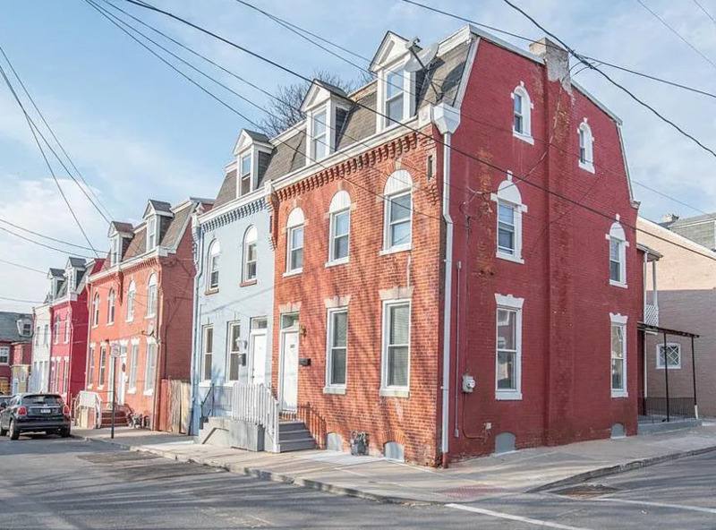 Townhouse for rent at 521 E Strawberry St, Lancaster, PA 17602