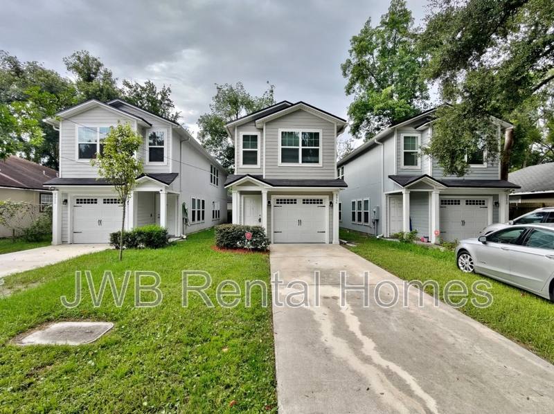 House for rent at 8946 Dandy Ave, Jacksonville, FL 32211