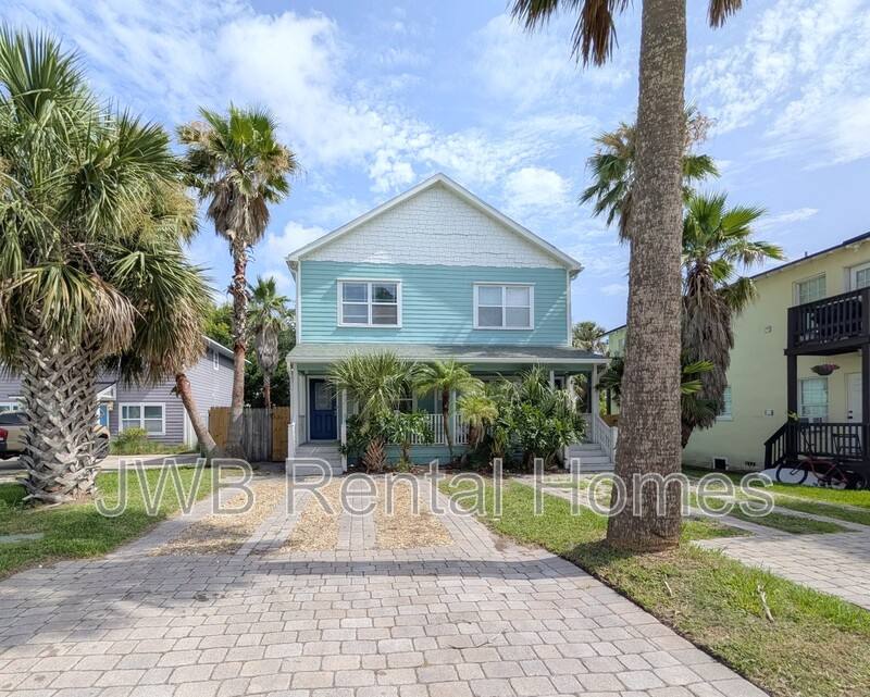 Townhouse for rent at 411 3rd Ave S #A, Jacksonville Beach, FL 32250