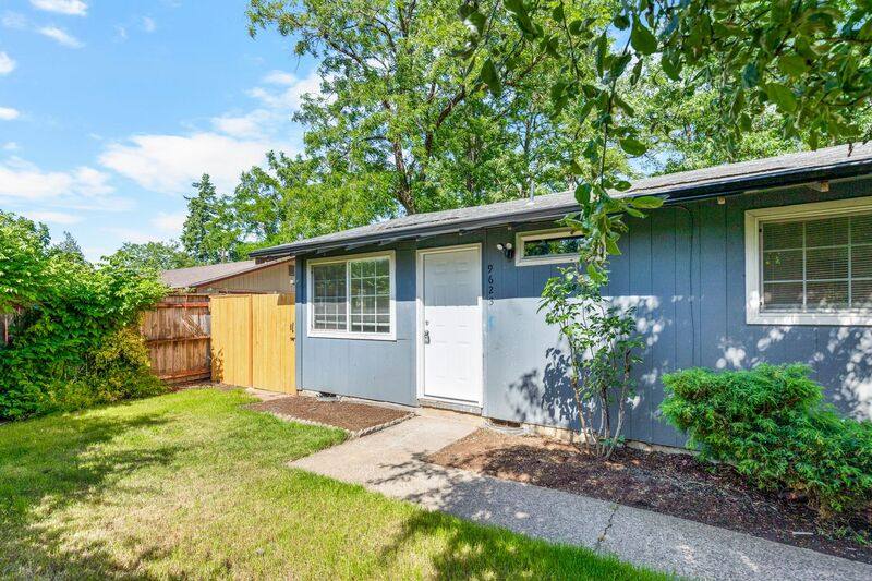 9623 SE Knight St, Portland, OR 97266