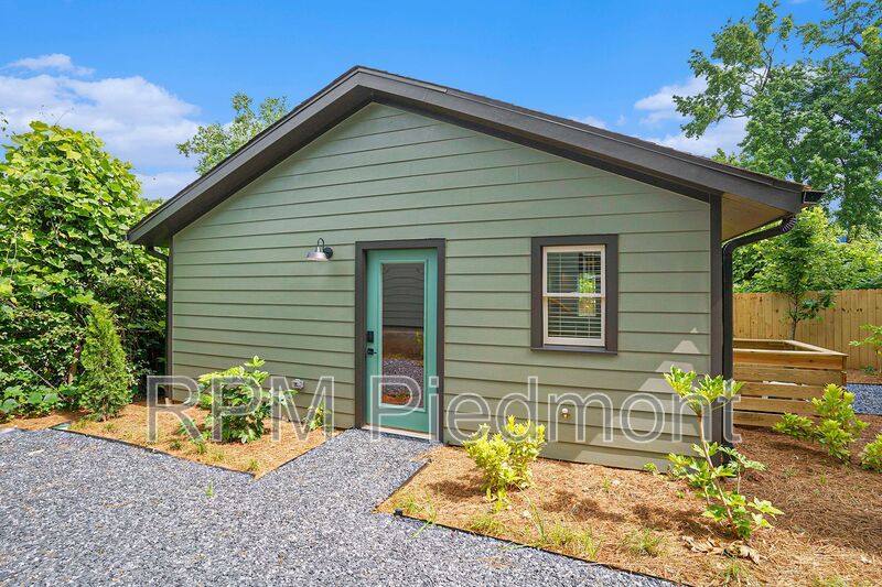 Apartment for rent at 1081 Hill St SE #F, Atlanta, GA 30315