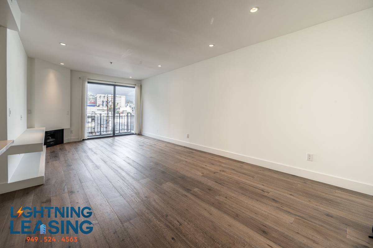 Apartment for rent at 8813 Burton Way #308D, Los Angeles, CA 90048