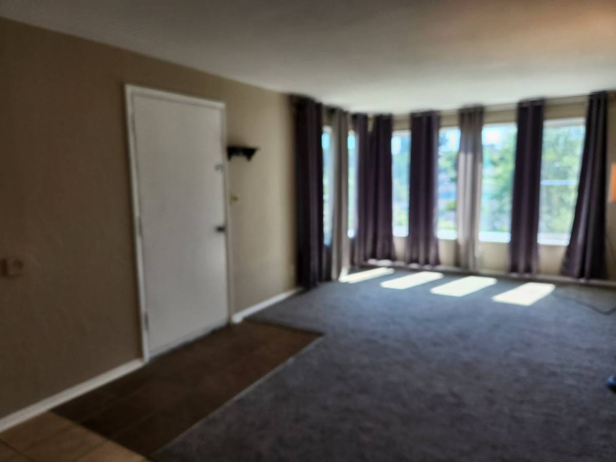 Apartment for rent at 1728 Houston Ave, Bremerton, WA 98312