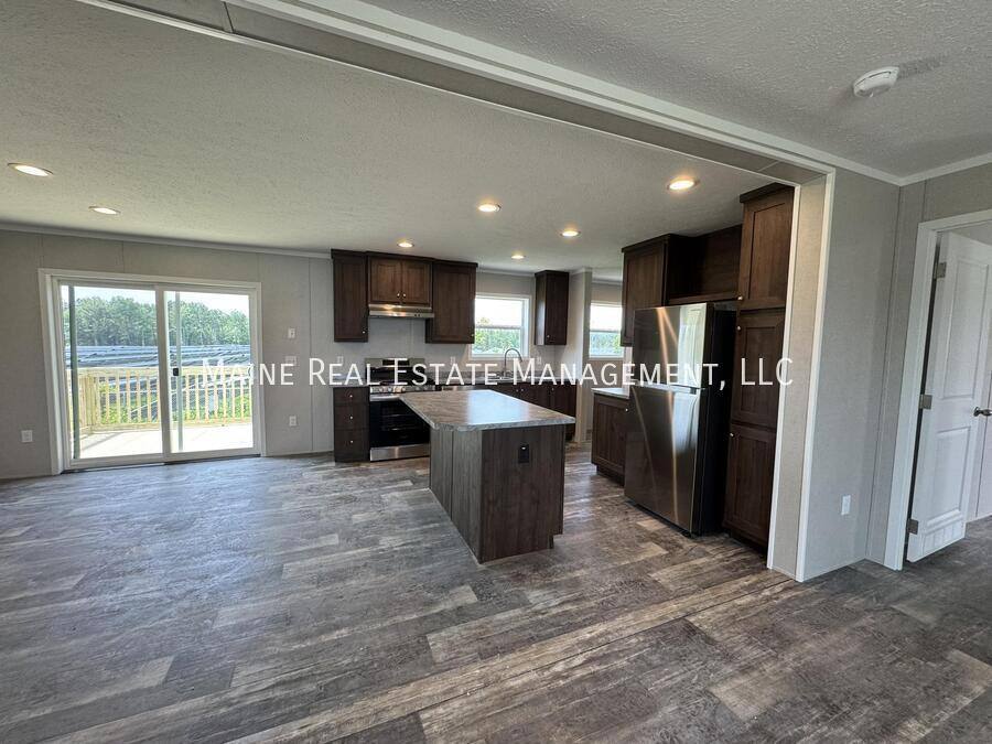 House for rent at 153 F St, Pittsfield, ME 04967