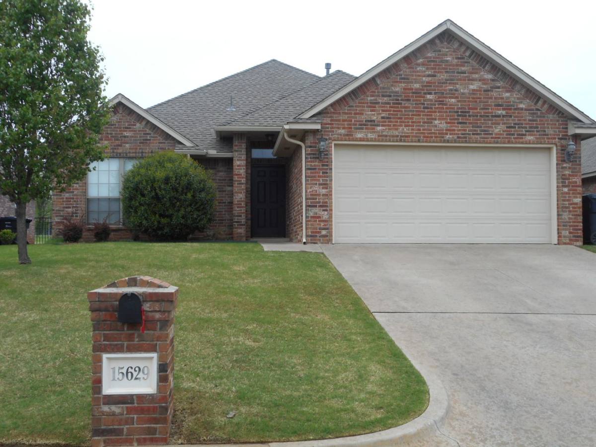 House for rent at 15629 Traditions Dr, Edmond, OK 73013